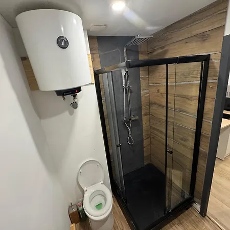 Au Cloitres Mirecourt